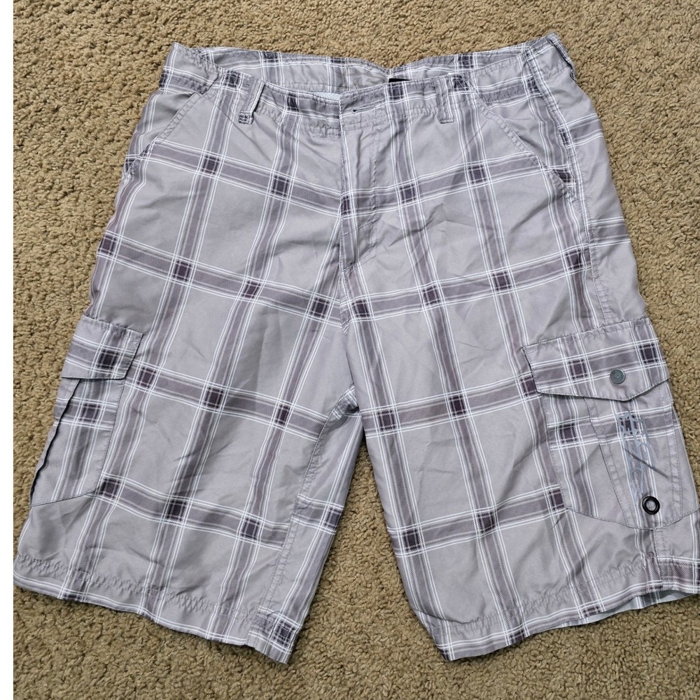 No Fear Mens Plaid Cargo Board Shorts Grey White Size 36 Casual Vintage swim Y2K - Picture 1 of 7